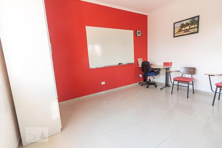 Casa à venda com 260m², 4 quartos e 2 vagasEscritório