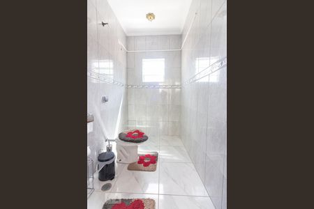 Casa à venda com 260m², 4 quartos e 2 vagasBanheiro