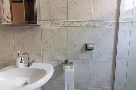 Casa à venda com 260m², 4 quartos e 2 vagasBanheiro