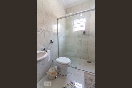 Casa à venda com 260m², 4 quartos e 2 vagasBanheiro