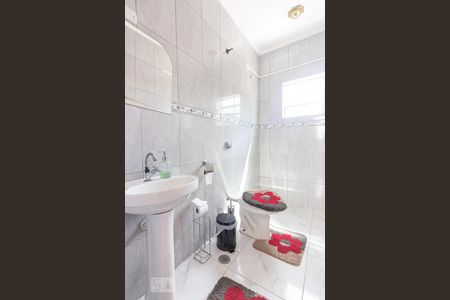 Casa à venda com 260m², 4 quartos e 2 vagasBanheiro