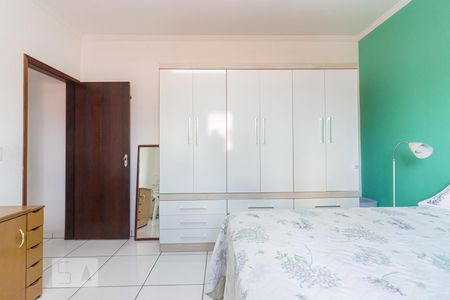 Casa à venda com 260m², 4 quartos e 2 vagasQuarto 4