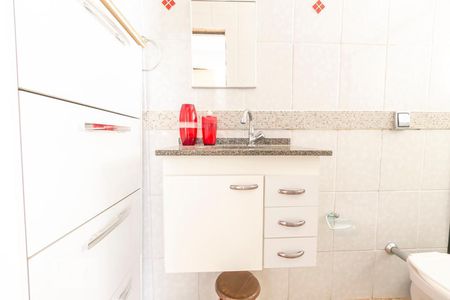 Casa à venda com 90m², 2 quartos e 1 vagaBanheiro da Suíte