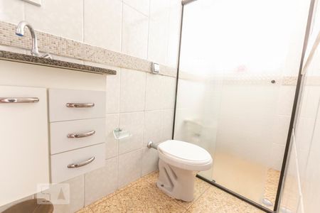 Casa à venda com 90m², 2 quartos e 1 vagaBanheiro da Suíte