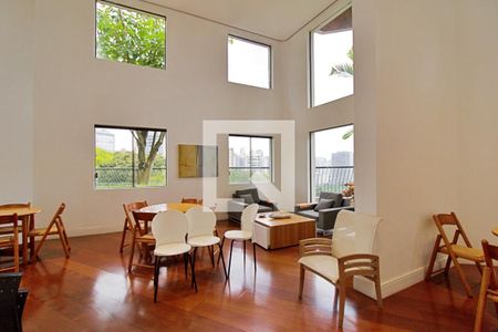 Apartamento à venda com 167m², 3 quartos e 3 vagas Apartamento à venda com 167m², 3 quartos e 3 vagasÁrea comum - Salão de festas