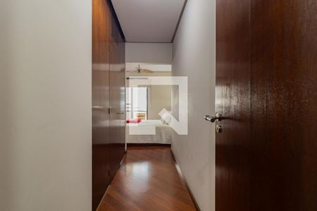 Apartamento à venda com 167m², 3 quartos e 3 vagas Apartamento à venda com 167m², 3 quartos e 3 vagasSuíte 1