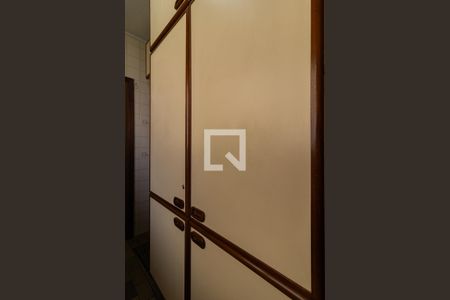 Apartamento à venda com 167m², 3 quartos e 3 vagas Apartamento à venda com 167m², 3 quartos e 3 vagasÁrea de Serviço