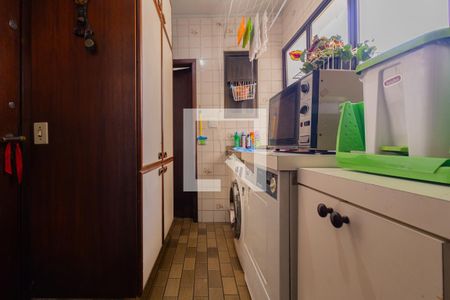 Apartamento à venda com 167m², 3 quartos e 3 vagas Apartamento à venda com 167m², 3 quartos e 3 vagasÁrea de Serviço