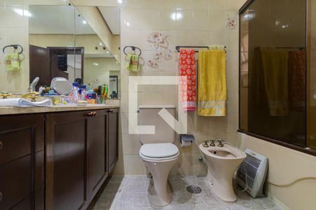 Apartamento à venda com 167m², 3 quartos e 3 vagas Apartamento à venda com 167m², 3 quartos e 3 vagasBanheiro da Suíte 1