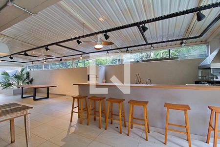 Apartamento à venda com 167m², 3 quartos e 3 vagas Apartamento à venda com 167m², 3 quartos e 3 vagasEspaço Gourmet