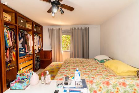 Casa à venda com 500m², 5 quartos e 3 vagasSuíte 2