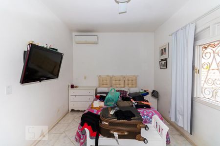 Casa à venda com 500m², 5 quartos e 3 vagasQuarto 2