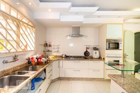 Casa à venda com 500m², 5 quartos e 3 vagasCozinha