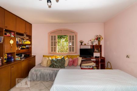 Casa à venda com 500m², 5 quartos e 3 vagasSuíte 1