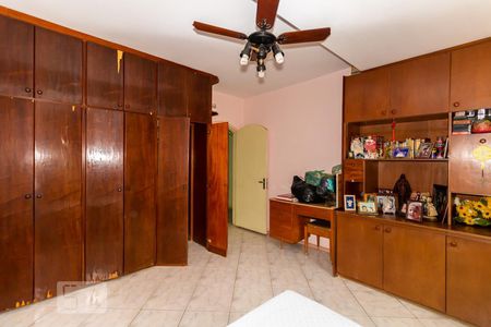 Casa à venda com 500m², 5 quartos e 3 vagasSuíte 1