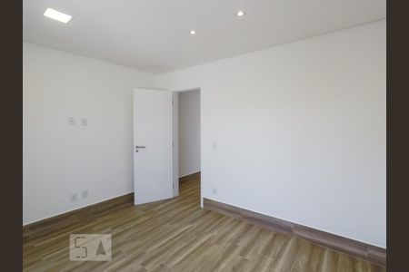 Casa à venda com 200m², 4 quartos e 2 vagasSuite 3