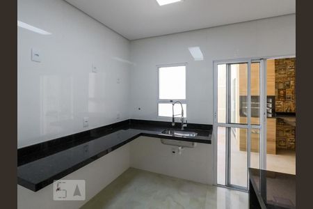 Casa à venda com 200m², 4 quartos e 2 vagasCozinha