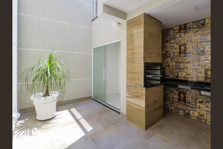 Casa à venda com 200m², 4 quartos e 2 vagasChurrasqueira