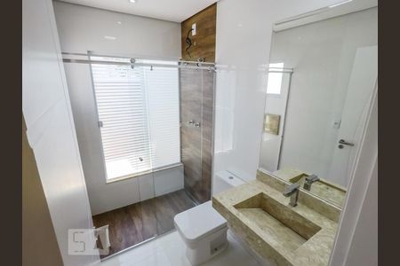 Casa à venda com 200m², 4 quartos e 2 vagasSuite 3