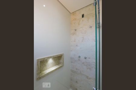 Casa à venda com 200m², 4 quartos e 2 vagasSuite 4