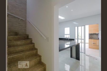Casa à venda com 200m², 4 quartos e 2 vagasEntrada Cozinha