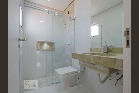 Casa à venda com 200m², 4 quartos e 2 vagasSuite 4