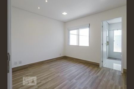 Casa à venda com 200m², 4 quartos e 2 vagasSuite 3