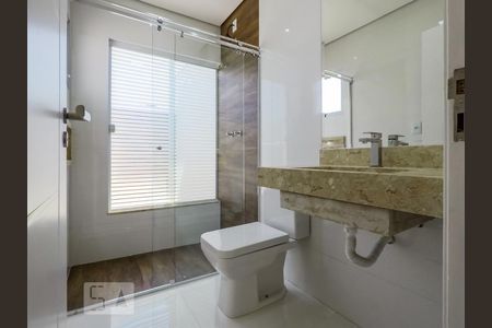 Casa à venda com 200m², 4 quartos e 2 vagasSuite 3