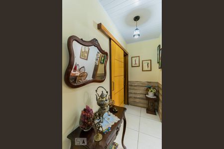 Corredor de casa à venda com 3 quartos, 120m² em Itaquera, São Paulo