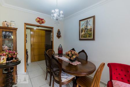 Sala de casa à venda com 3 quartos, 120m² em Itaquera, São Paulo
