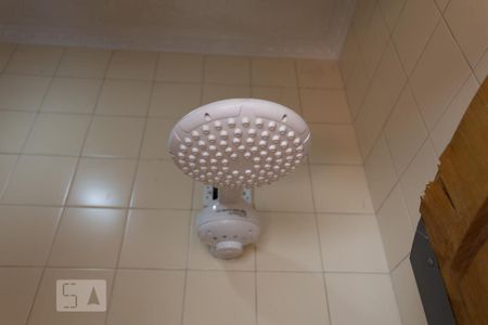 Casa à venda com 300m², 5 quartos e 4 vagas Casa à venda com 300m², 5 quartos e 4 vagasBanheiro de serviço