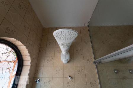 Casa à venda com 300m², 5 quartos e 4 vagas Casa à venda com 300m², 5 quartos e 4 vagasBanheiro social