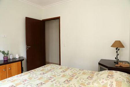 Quarto 1 de apartamento à venda com 2 quartos, 60m² em Chácara Agrindus, Taboão da Serra