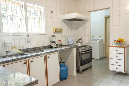 Casa à venda com 296m², 3 quartos e 3 vagasCozinha