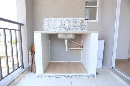 Sacada de apartamento para alugar com 2 quartos, 44m² em Presidente Altino, Osasco