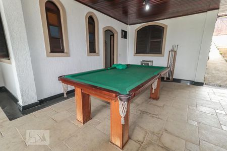 Casa de condomínio à venda com 800m², 5 quartos e 4 vagasÁrea Externa Coberta 2º Andar Inferior