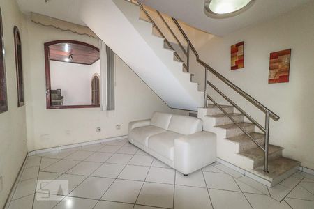 Casa de condomínio à venda com 800m², 5 quartos e 4 vagasSaleta