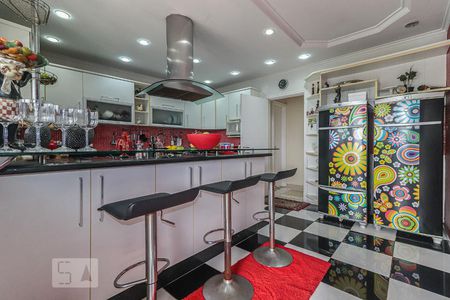 Casa de condomínio à venda com 800m², 5 quartos e 4 vagasCozinha