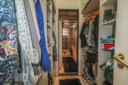 Casa de condomínio à venda com 800m², 5 quartos e 4 vagasQuarto 3 - Suíte / Closet