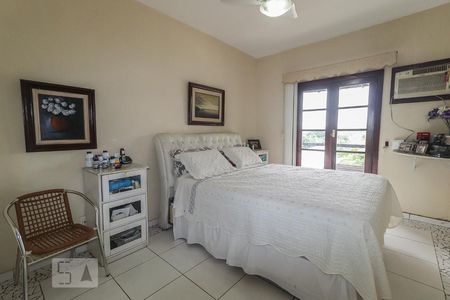 Casa de condomínio à venda com 800m², 5 quartos e 4 vagasQuarto 3 - Suíte