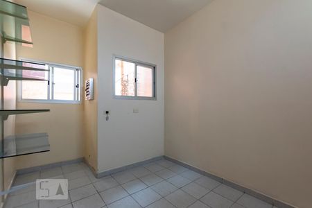 Casa à venda com 200m², 3 quartos e 2 vagasQuarto de serviço