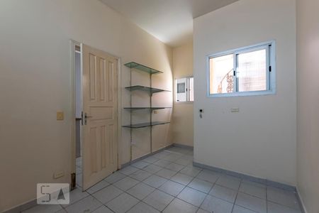 Casa à venda com 200m², 3 quartos e 2 vagasQuarto de serviço