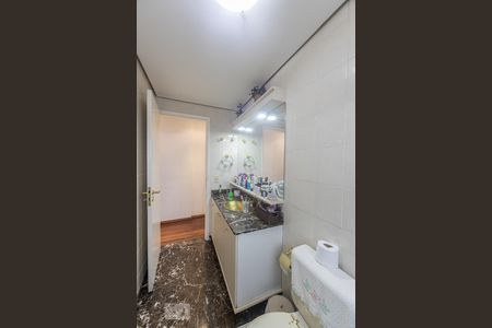 Apartamento à venda com 108m², 3 quartos e 2 vagas Apartamento à venda com 108m², 3 quartos e 2 vagasBanheiro Social
