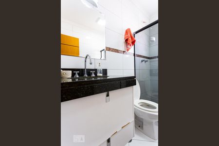 Casa à venda com 320m², 4 quartos e 4 vagasBanheiro da Suite 3