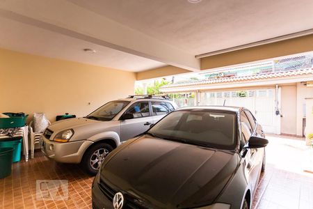 Casa à venda com 320m², 4 quartos e 4 vagasGaragem