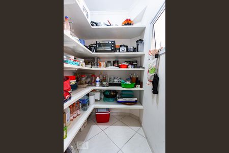 Casa à venda com 320m², 4 quartos e 4 vagasDispensa