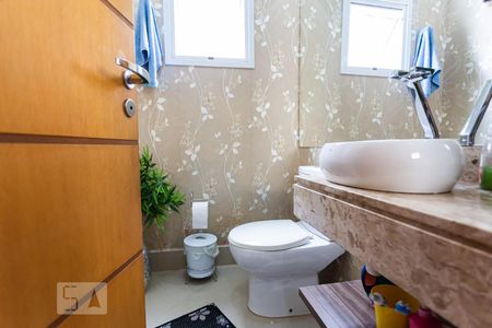 Casa à venda com 320m², 4 quartos e 4 vagasLavabo