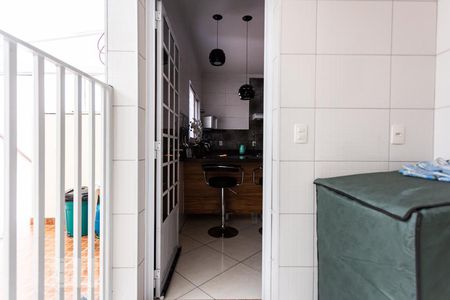 Casa à venda com 320m², 4 quartos e 4 vagasÁrea de Serviço