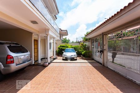 Casa à venda com 320m², 4 quartos e 4 vagasGaragem