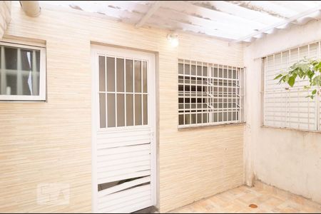Casa à venda com 200m², 6 quartos e 3 vagas Casa à venda com 200m², 6 quartos e 3 vagasEdícula